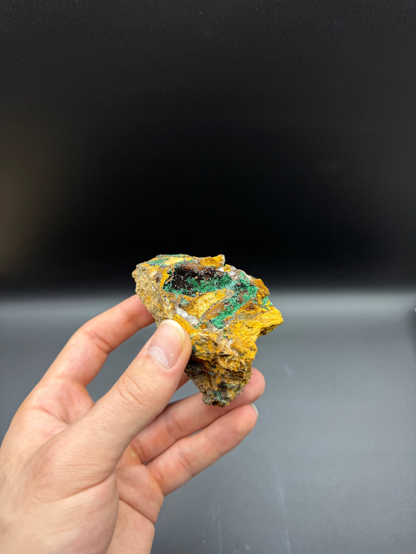 ATACAMITE - MOUNT GUNSON, SOUTH AUSTRALIA