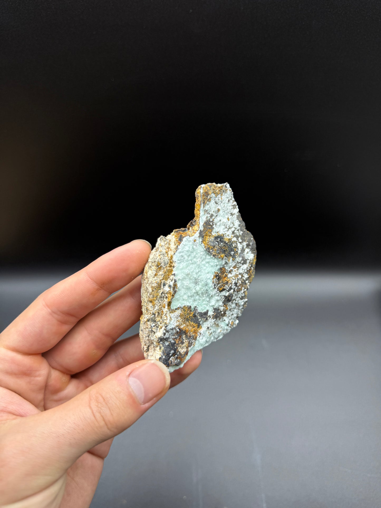 SMITHSONITE - BLACKWOODS OPEN CUT, NEW SOUTH WALES