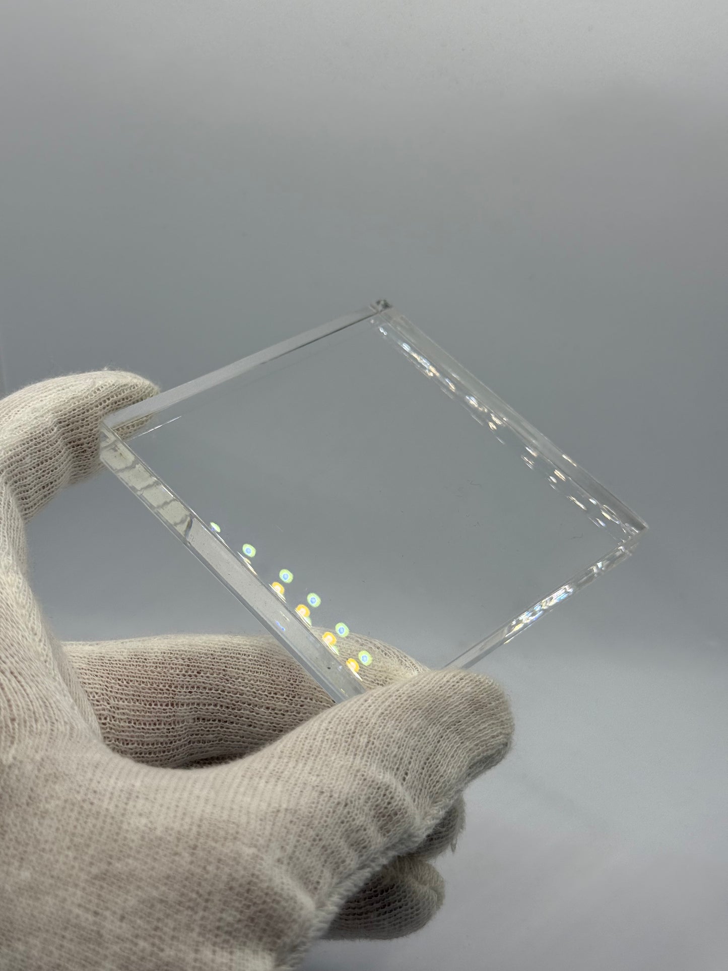 80mm x 80mm x 10mm ACRYLIC MINERAL DISPLAY STAND