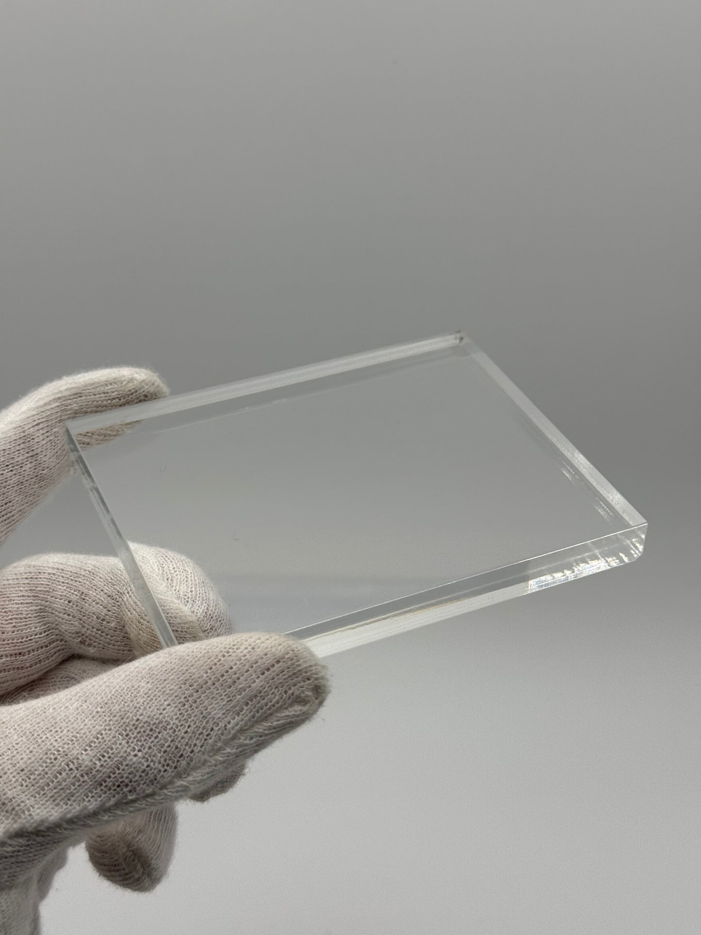 100mm x 80mm x 10mm ACRYLIC MINERAL DISPLAY STAND