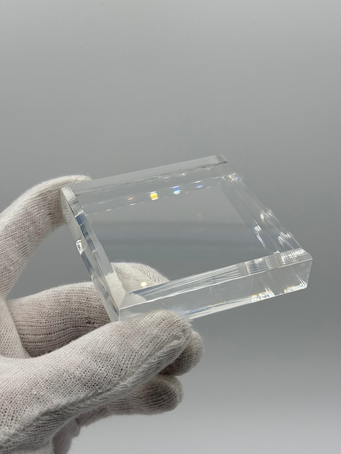 80mm x 80mm x 20mm BEVELED ACRYLIC MINERAL DISPLAY STAND