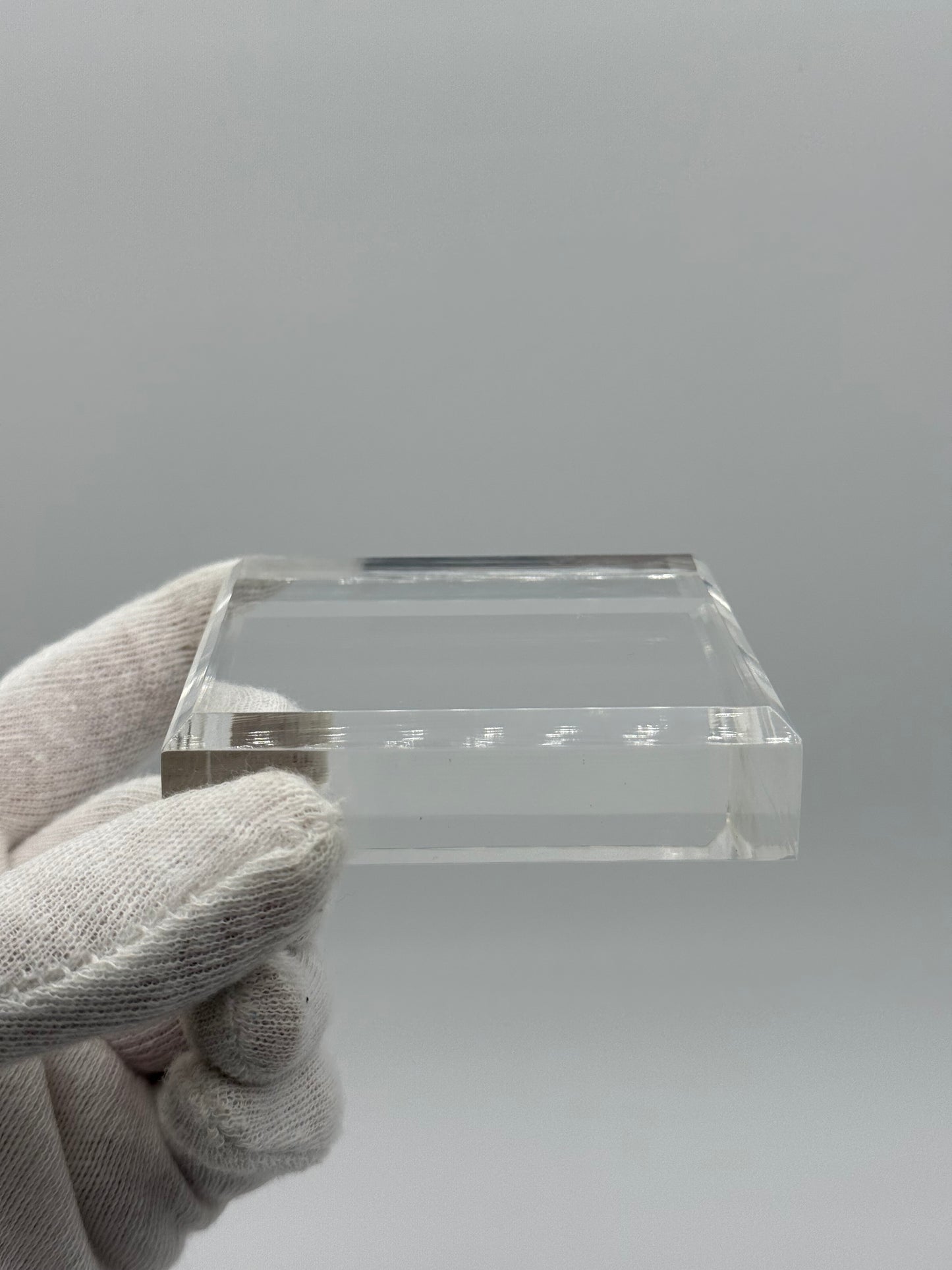 80mm x 80mm x 20mm BEVELED ACRYLIC MINERAL DISPLAY STAND