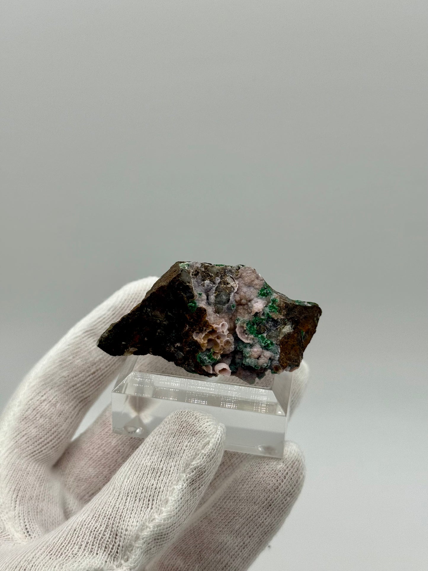 DOLOMITE & MALACHITE - MUTOOROO COPPER MINE, SOUTH AUSTRALIA