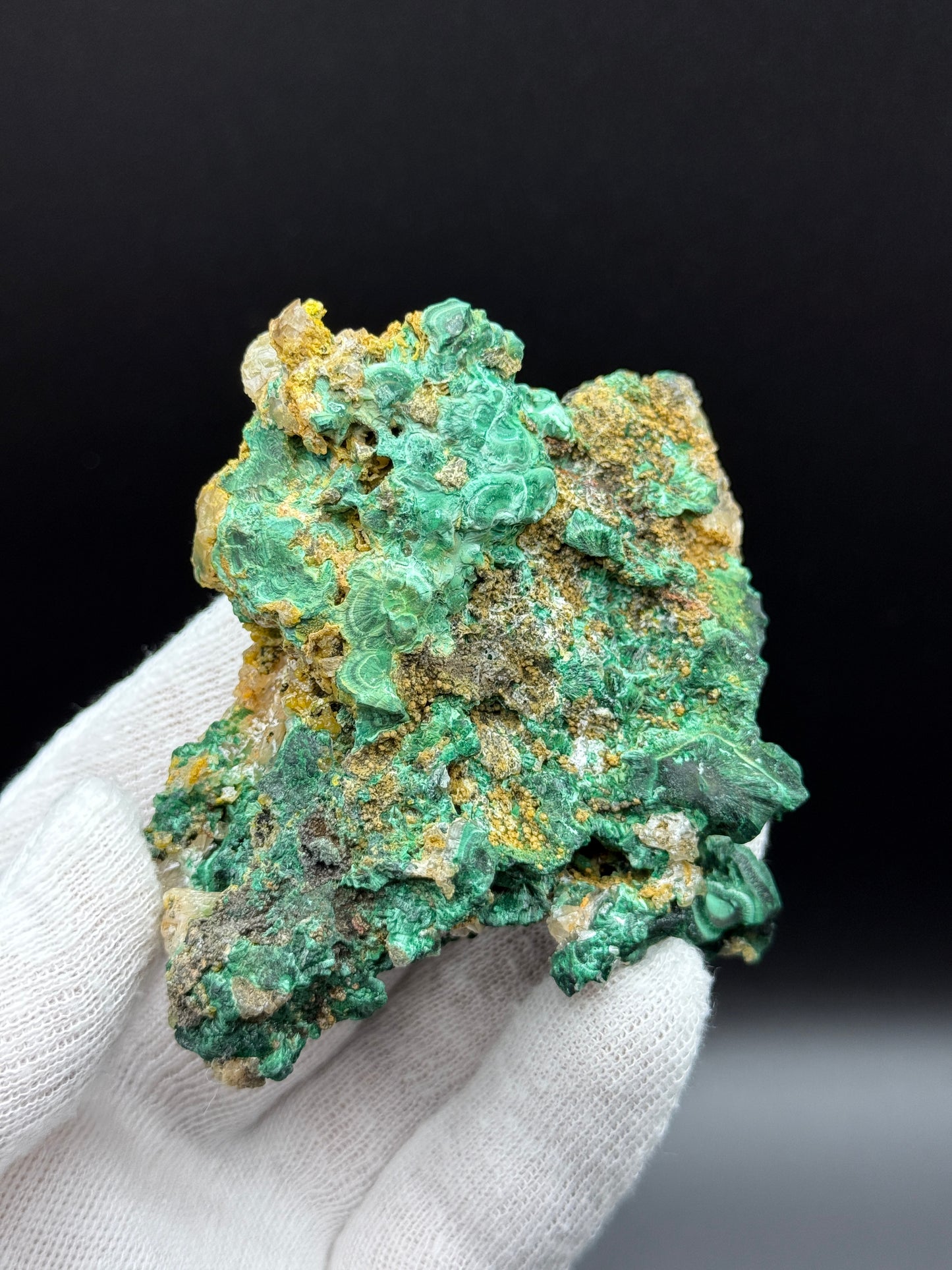MALACHITE, CERRUSITE & PYROMORPHITE - RUM JUNGLE, NORTHERN TERRITORY, AUSTRALIA