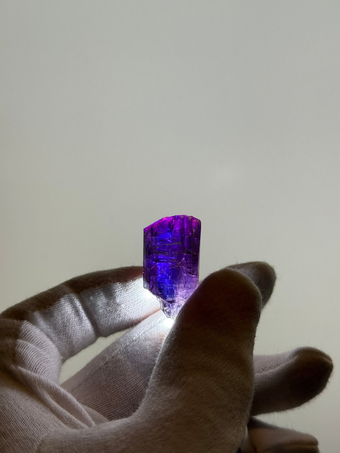 TANZANITE 11.1g - MERELANI HILLS, TANZANIA