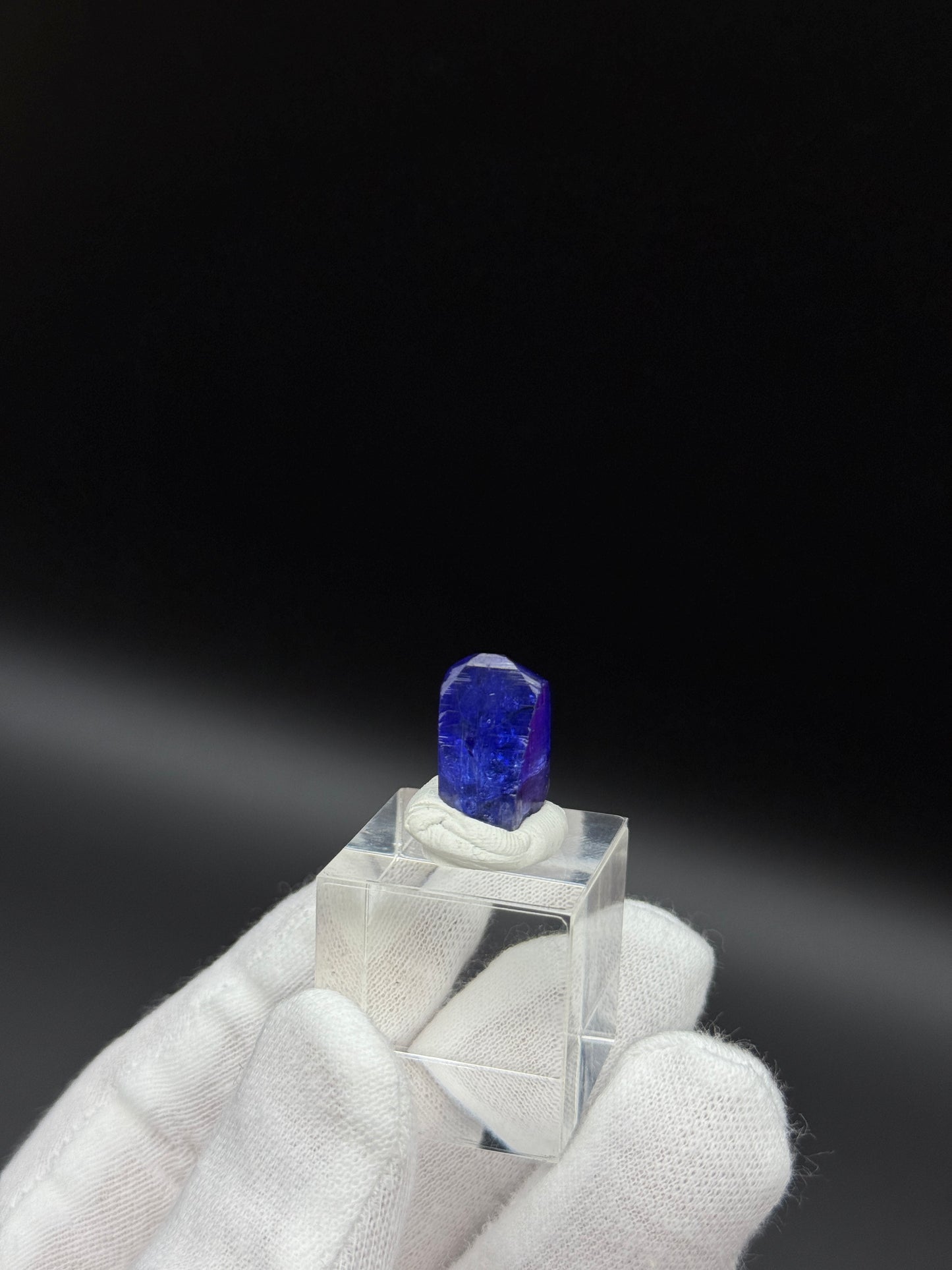 TANZANITE 2.8g - MERELANI HILLS, TANZANIA