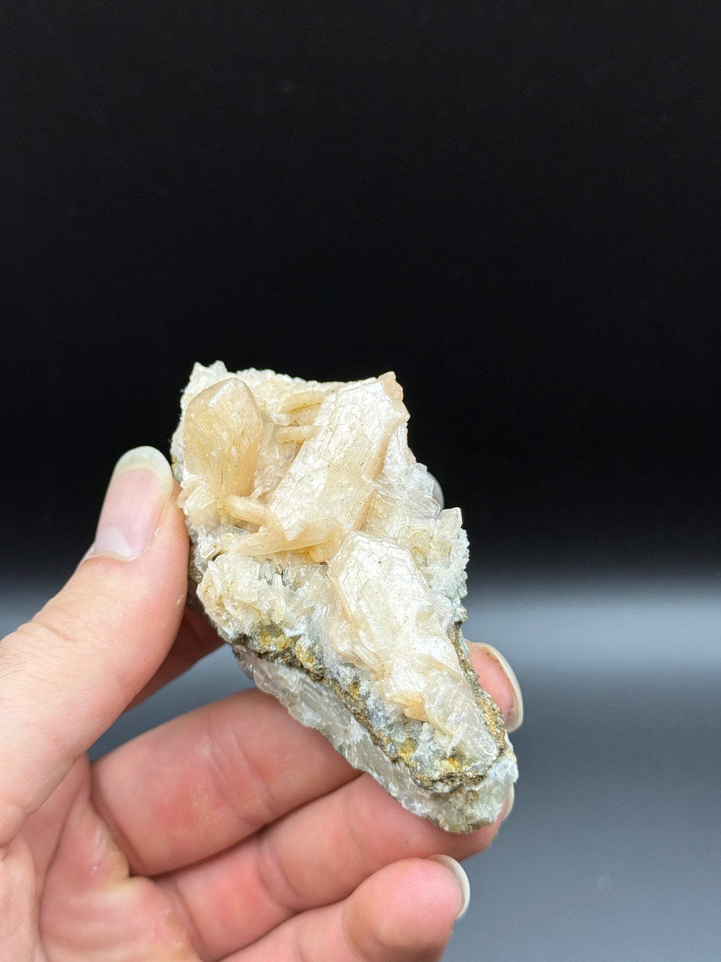 STILBITE - PUNE DISTRICT, PUNE DIVISION, MAHARASHTRA, INDIA