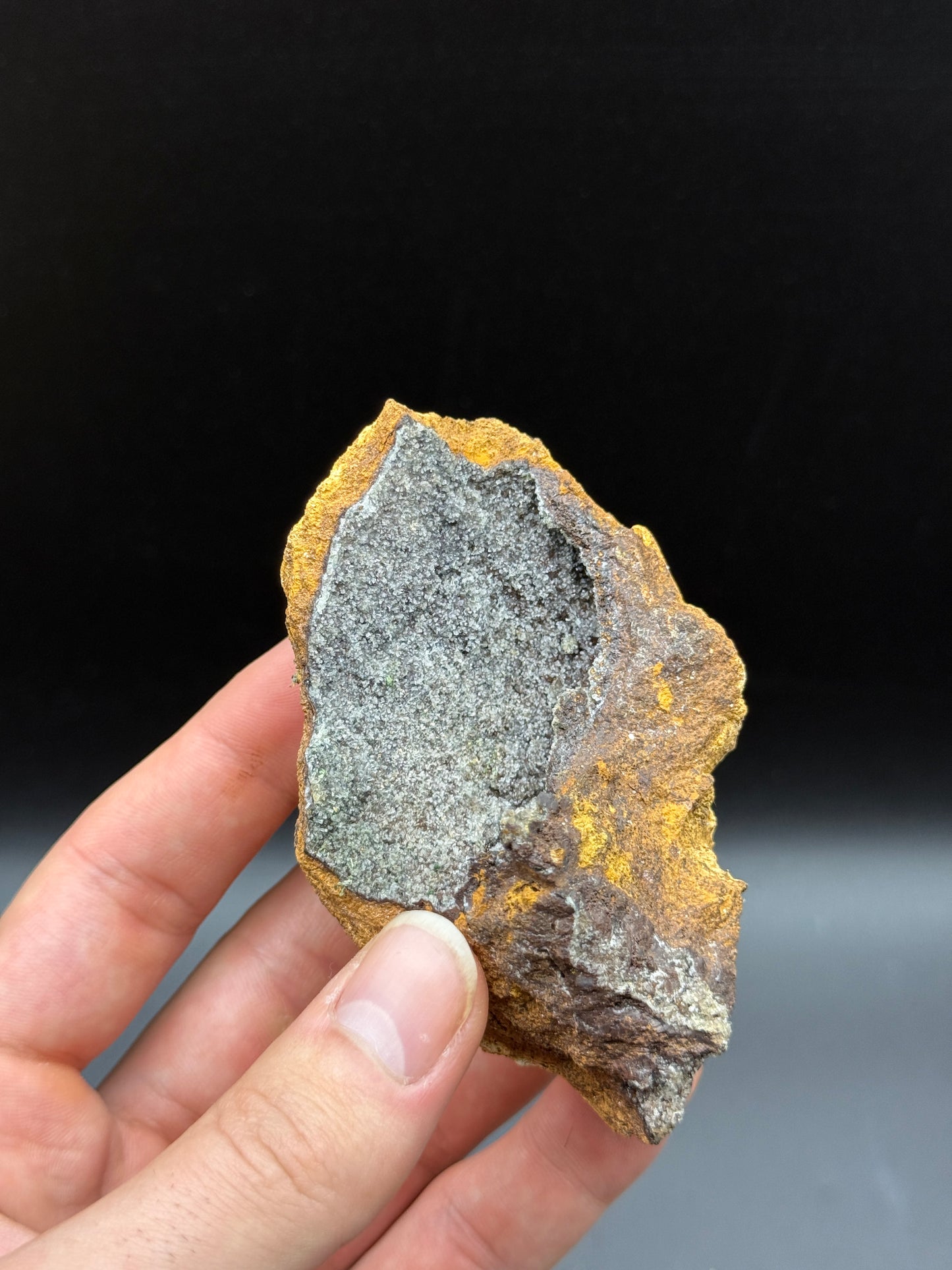 MINYULITE - TOM'S QUARRY, KAPUNDA, SOUTH AUSTRALIA, AUSTRALIA