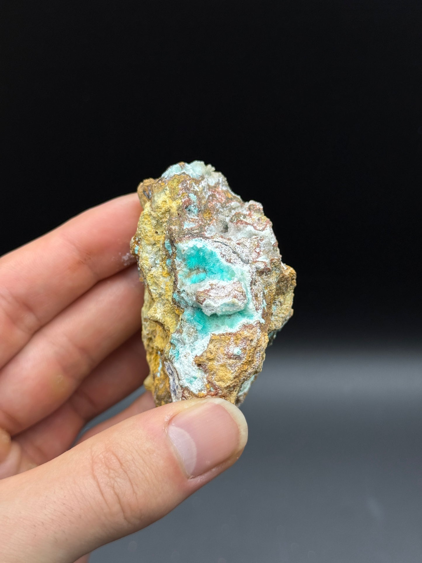 AURICHALCITE & HEMIMORPHITE - EVELYN MINE, NORTHERN TERRITORY
