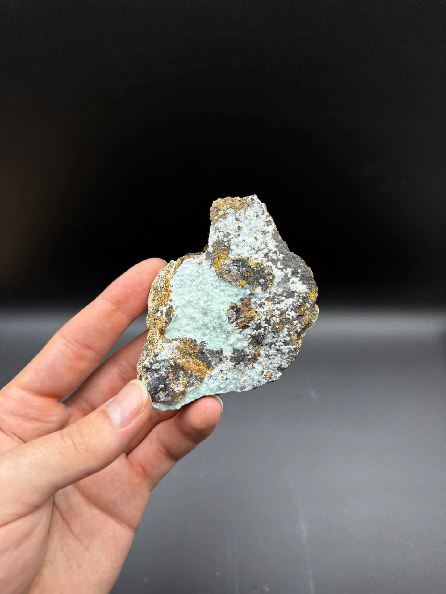 SMITHSONITE - BLACKWOODS OPEN CUT, NEW SOUTH WALES