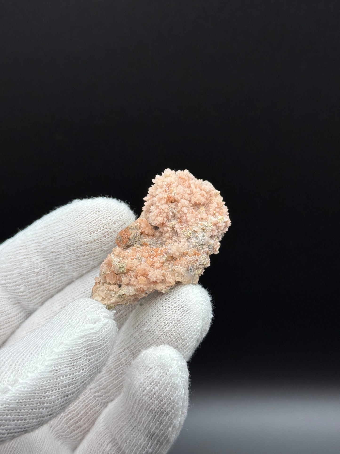 QUARTZ (VAR. ROSE QUARTZ) - HUANCAYO PROVINCE, JUNIN, PERU