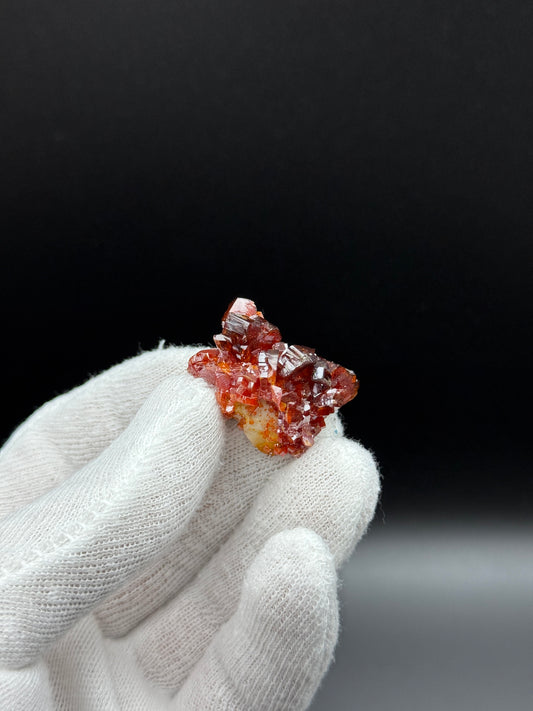 VANADINITE ON BARITE - MIBLADEN, MIDELT PROVINCE, DRÂA-TAFILALET REGION, MOROCCO