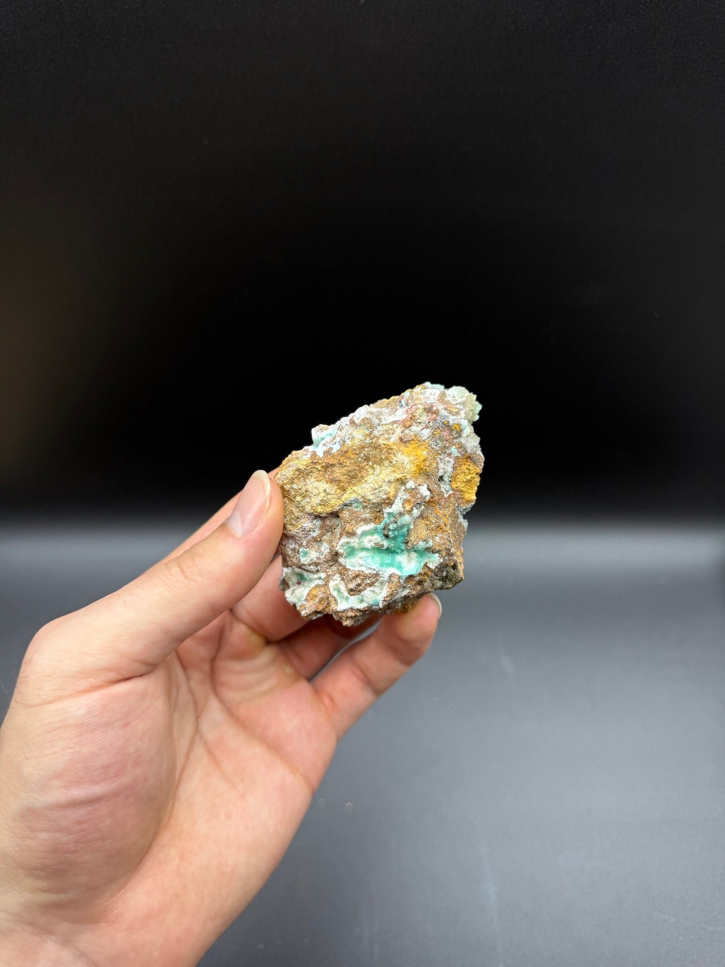 AURICHALCITE & HEMIMORPHITE - EVELYN MINE, NORTHERN TERRITORY