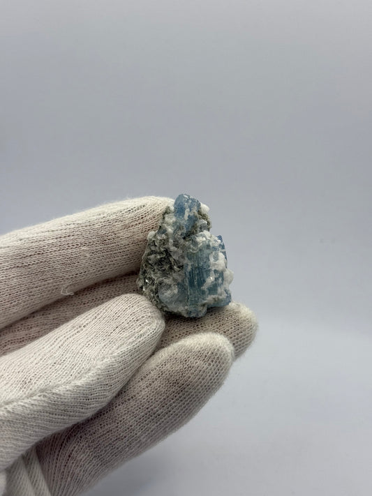 AQUAMARINE, ALBITE & MUSCOVITE - SHIGAR VALLEY, SHIGAR DISTRICT, GILGIT-BALTISTAN, PAKISTAN