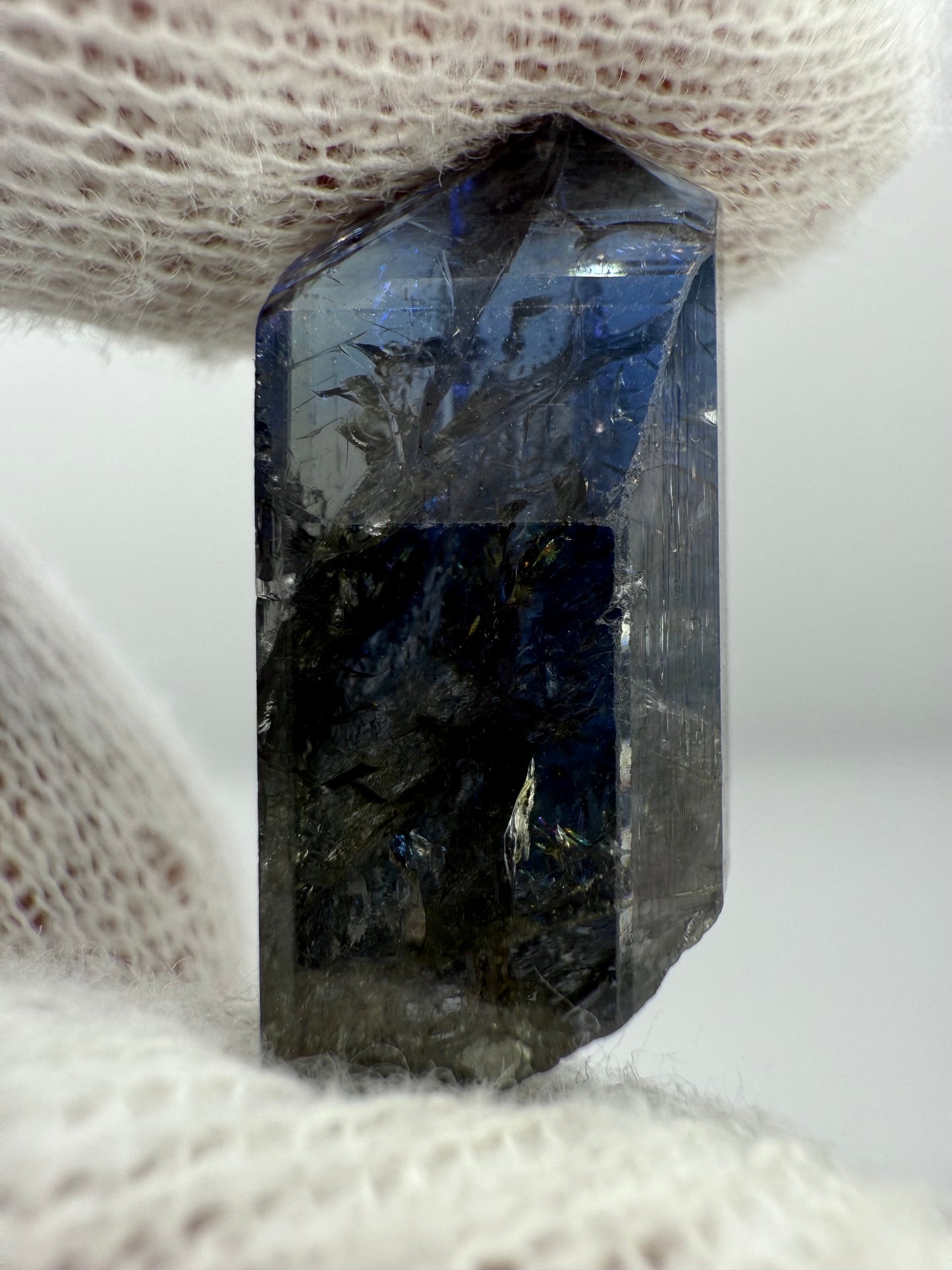 TANZANITE 5.37g - MERELANI HILLS, TANZANIA