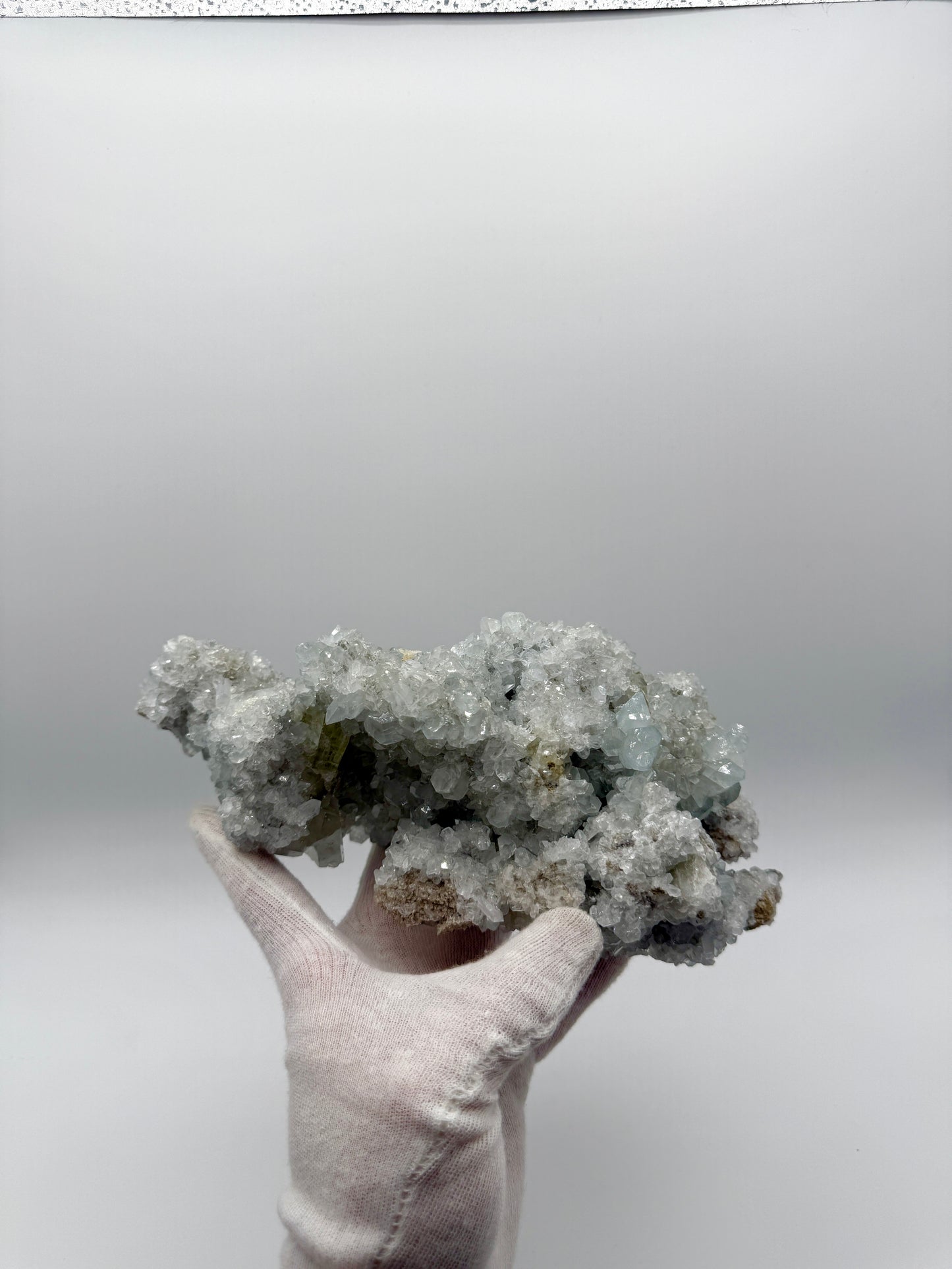 CELESTITE CLUSTER - MAYBEE QUARRY, EXETER TOWNSHIP, MONROE COUNTY, MICHIGAN, USA