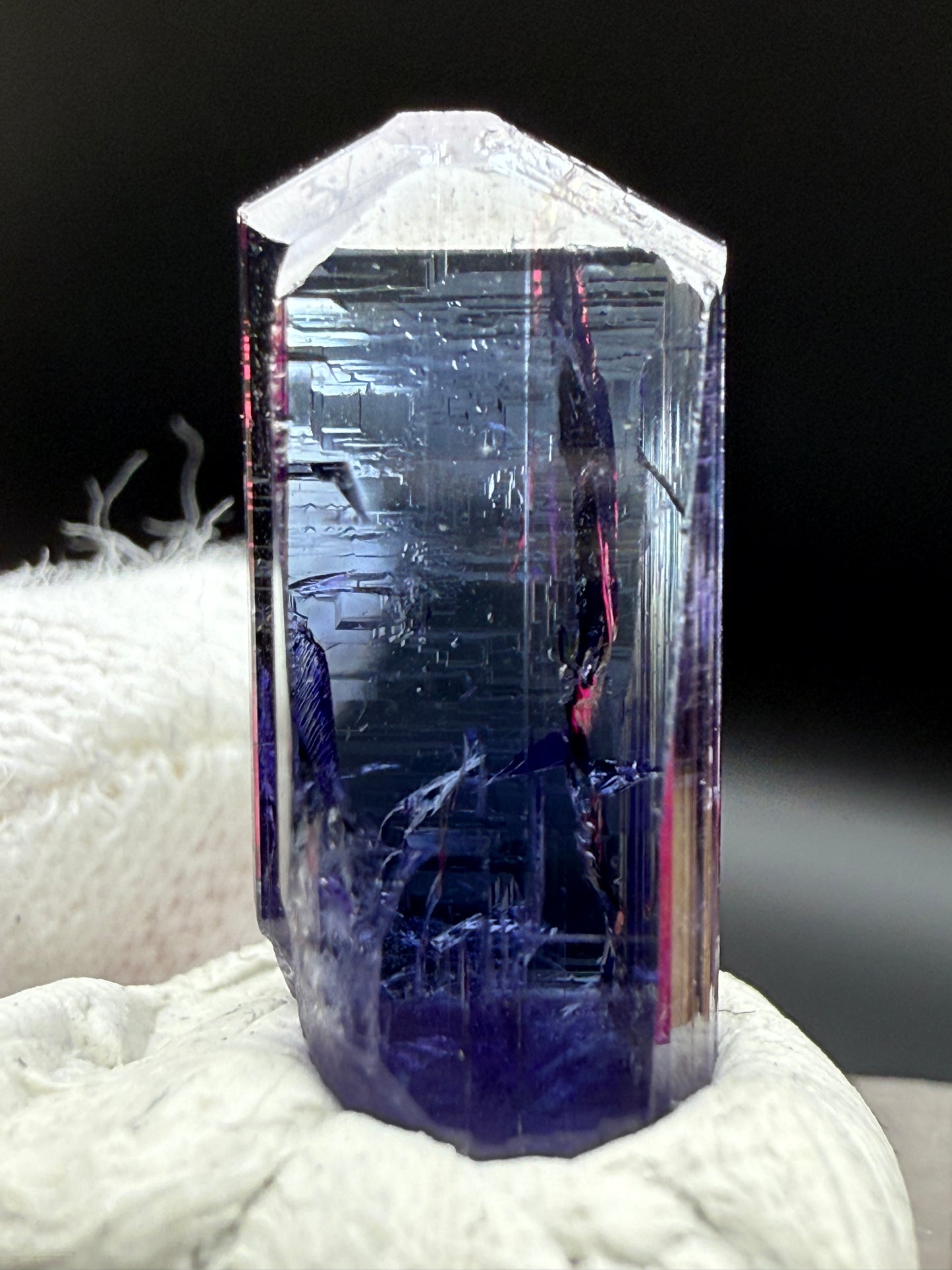 TANZANITE 2.1g - MERELANI HILLS, TANZANIA