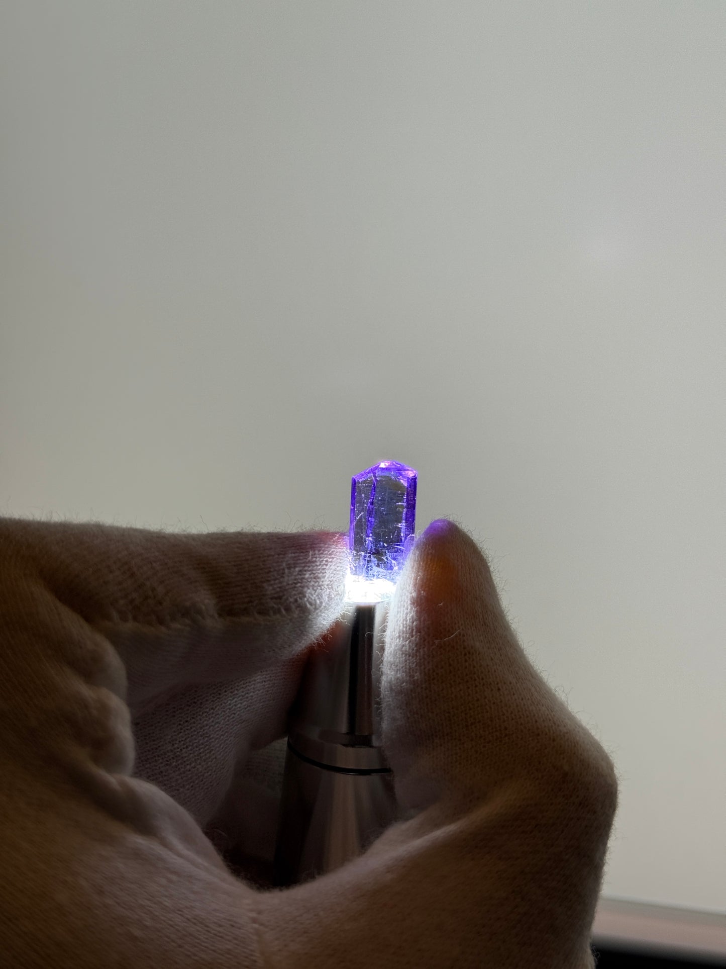 TANZANITE 2.1g - MERELANI HILLS, TANZANIA