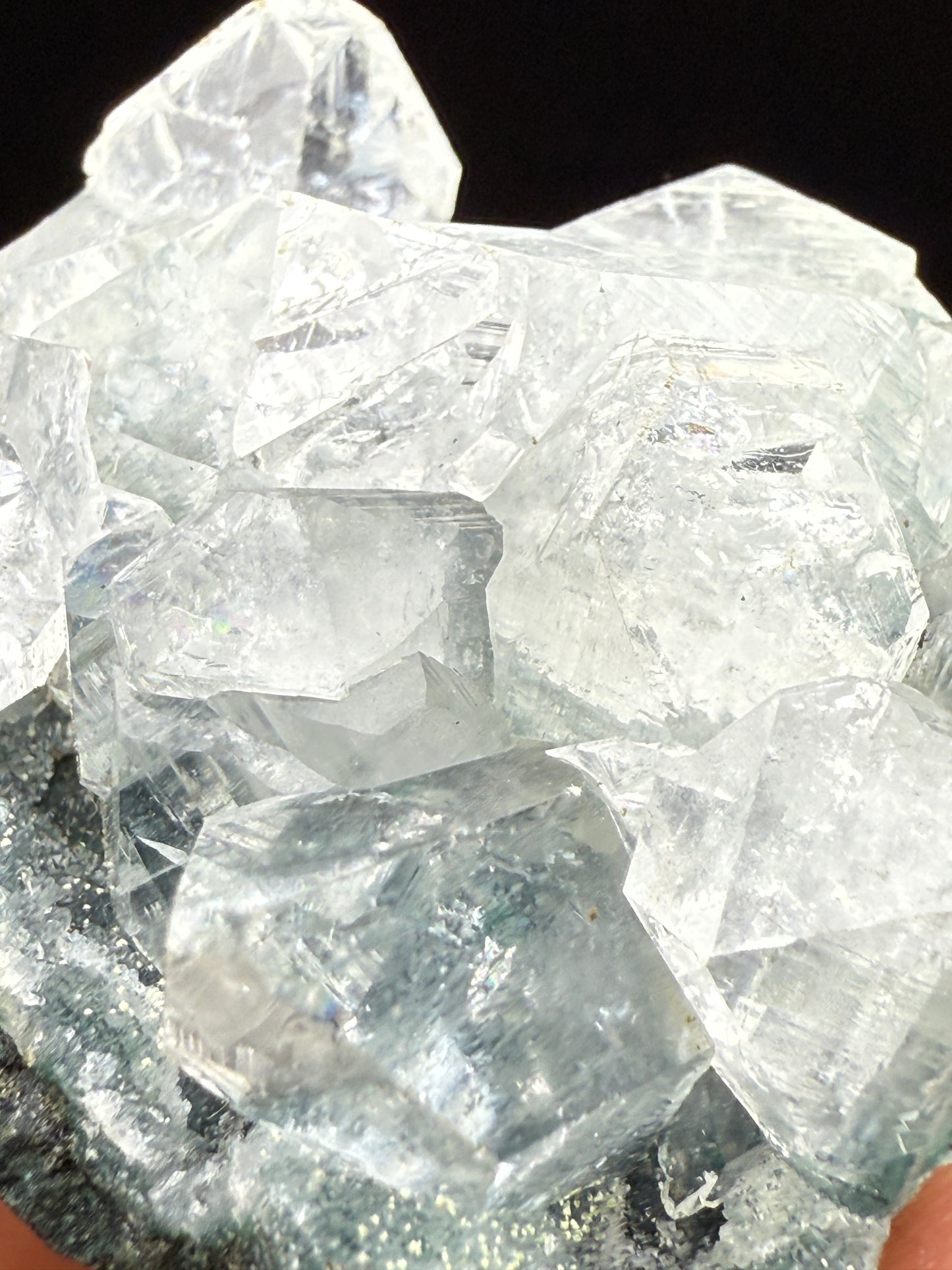 APOPHYLLITE & CHALCEDONY - AURANGABAD DIVISION, MAHARASHTRA, INDIA