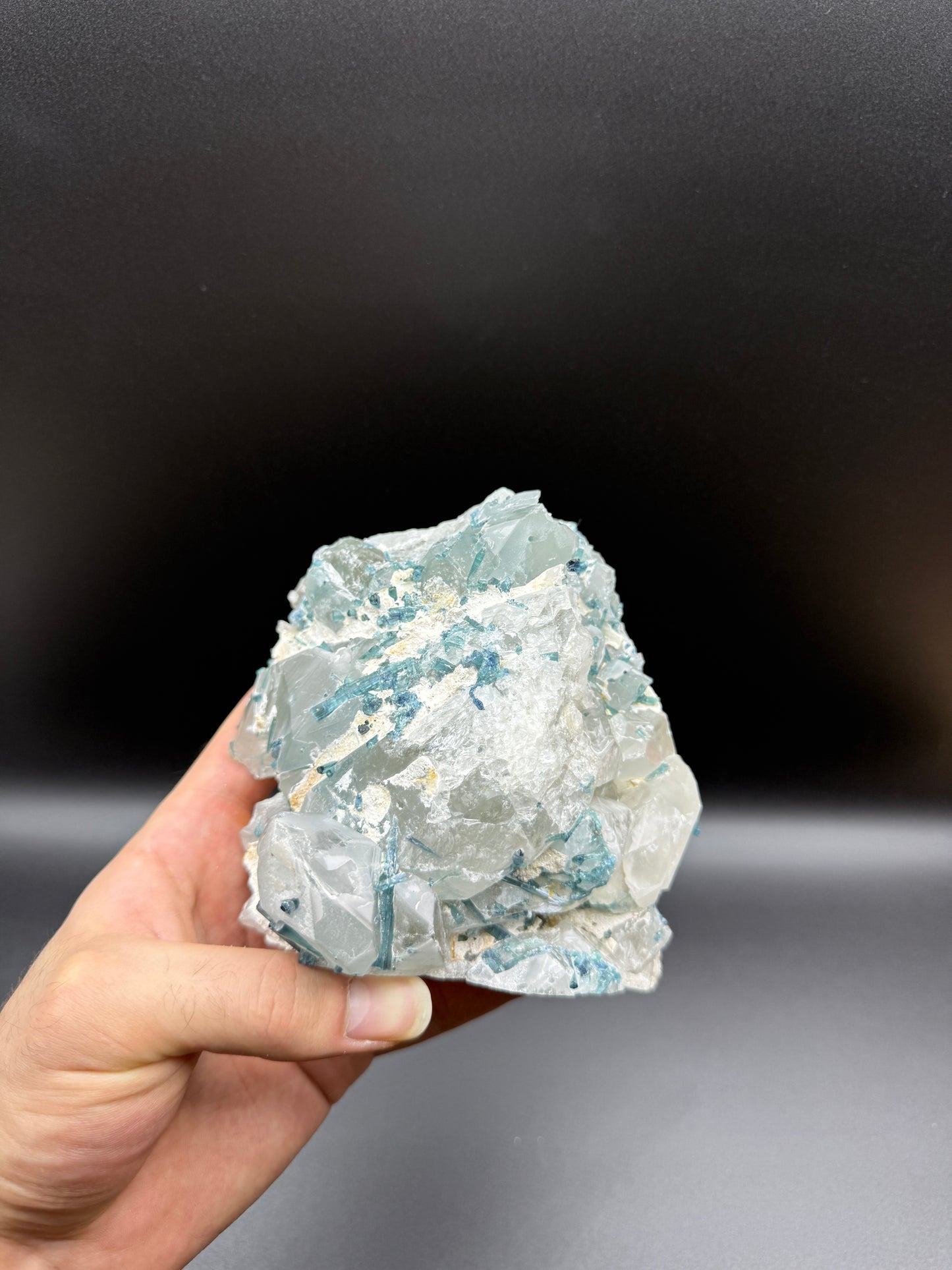 BLUE TOURMALINE, QUARTZ & MUSCOVITE - DARA-E-PECH PEGMATITE FIELD, KUNAR, AFGHANISTAN